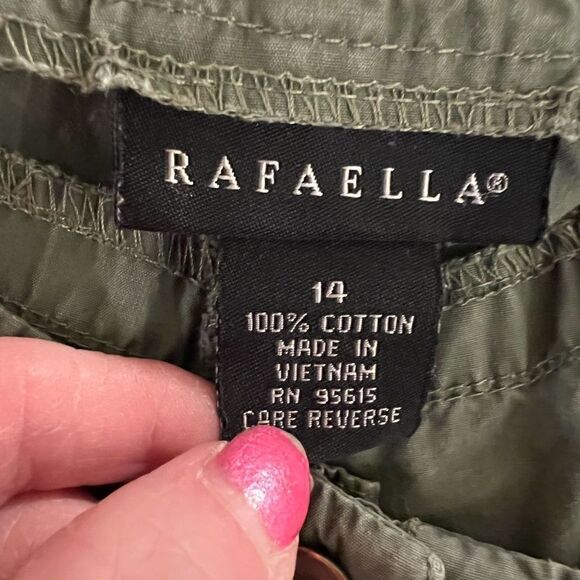 Rafaella army green lightweight capris size 14 - Picture 6 of 6